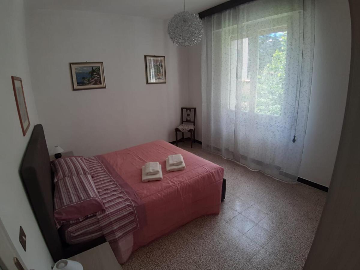 Appartamento Centrale Fino A 8 Posti Letto Pontremoli Exterior photo