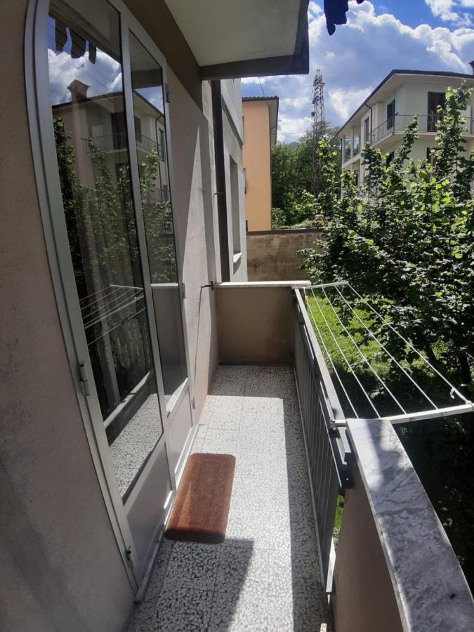 Appartamento Centrale Fino A 8 Posti Letto Pontremoli Exterior photo