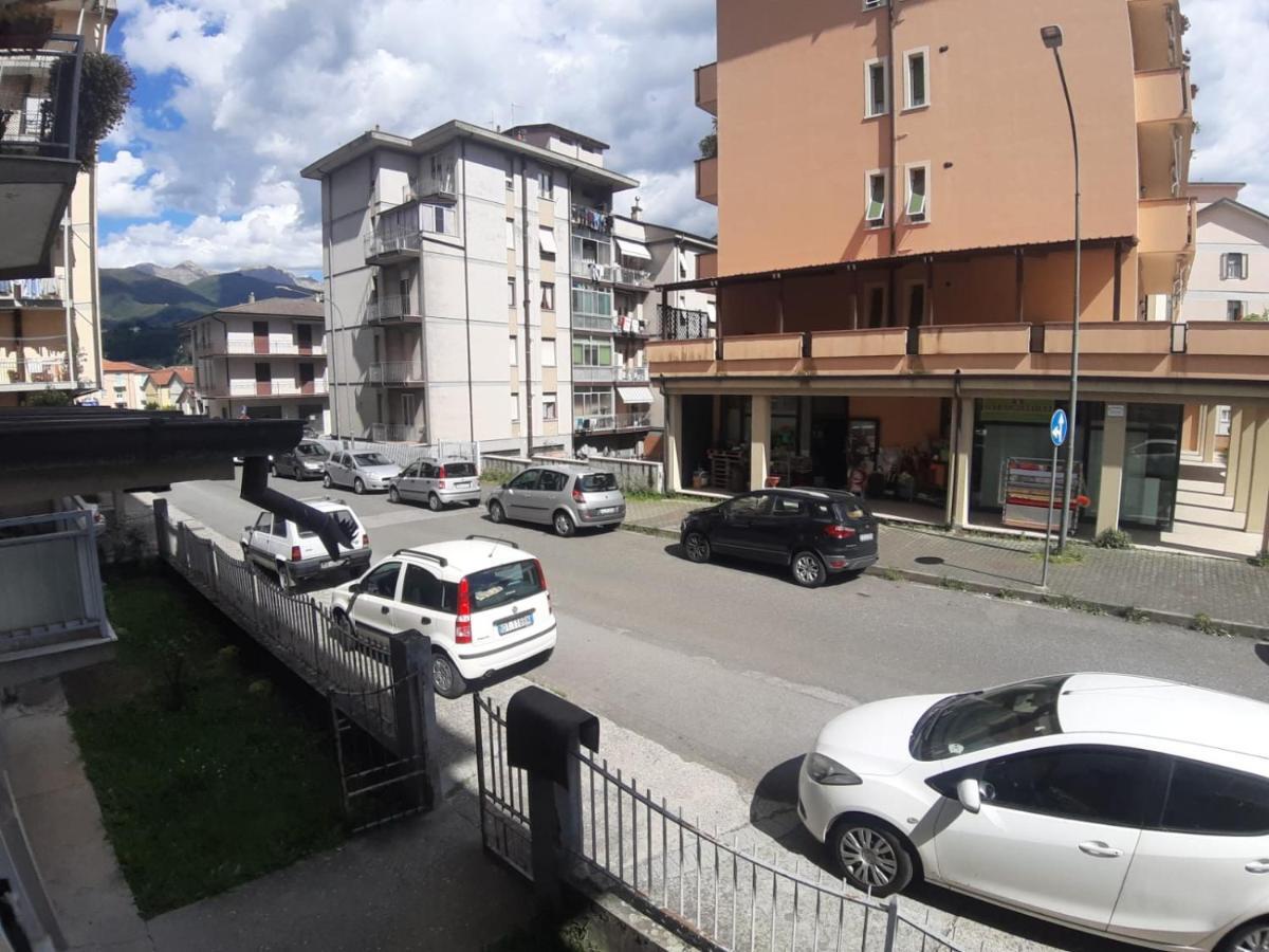 Appartamento Centrale Fino A 8 Posti Letto Pontremoli Exterior photo
